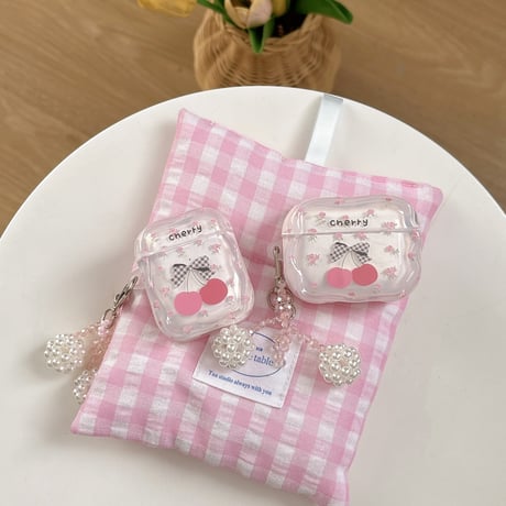 女子力アップ Airpods4ケース チェリー パールキーホルダー AirpodsPro2ケース airpods3/2カバー 可愛いすぎ うねうね 頑丈[M5404]