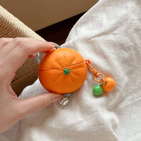 みかん Airpods4ケース ギフトにおすすめ AirpodsPro2ケース airpods3/2カバー キーチェーン付き 面白いかわいい[M5400]