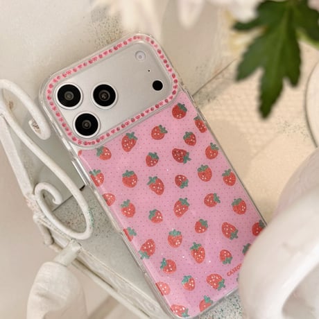 ストロベリー iPhone17pro/17ケース スタンド iPhone16promax/15proケース オシャレ 甘いコーデ 女子力高い[M6142]