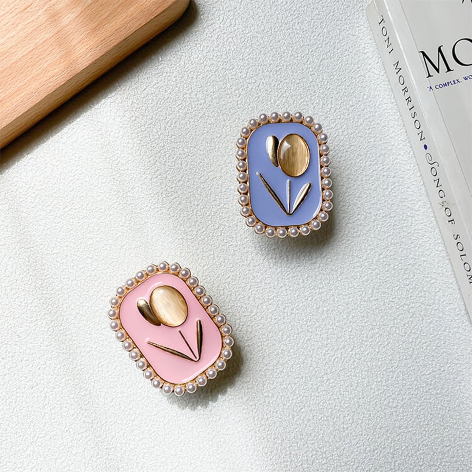 6386e430f4e7d365b3887557