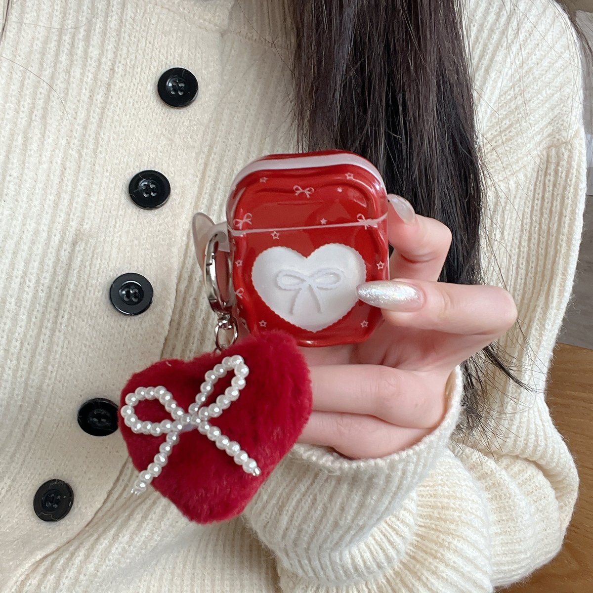 ハート形とリボン柄 AirPods Pro 3ケース ワインレッド 毛玉