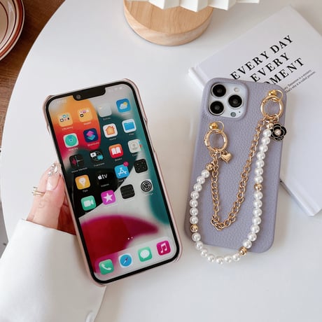 真珠ストラップ付 iPhone14/14proカバー レザー アイフォン13/12/11ケース  有名人愛用 秋冬に人気 ギフトにおすすめ[M2574]