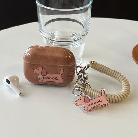 ギフトに最適 Airpods4ケース  可愛い犬ちゃん  Airpodspro2/proカバー Airpods3 チャーム/ストラップ付 キュート[M4791]