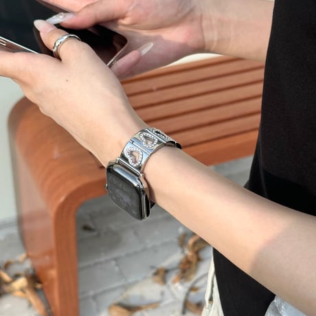 透かし彫りジュエリーハート AppleWatchバンド 高級感 アップルウォッチベルトUltra2/1/SE2/1/Series9/8/7/6/5/4/3/2/1 おしゃれ[M4889]