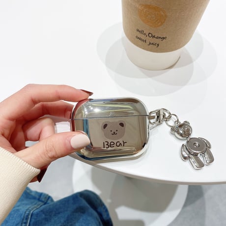 【Airpods 4】クマさん Airpodspro2ケース Bear airpods3/2ケース  銀色 同系小物とチェーン付き 可愛いM279