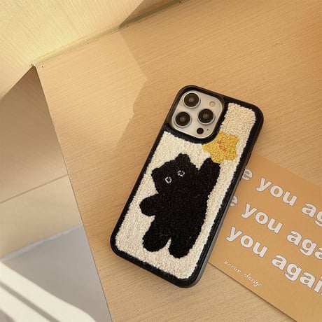 黒猫  iPhone16pro/15ケース  刺繡入り iphone14Pro/13/12/11カバー   可愛い  柔らかい 寒さを防ぐ[M2418]