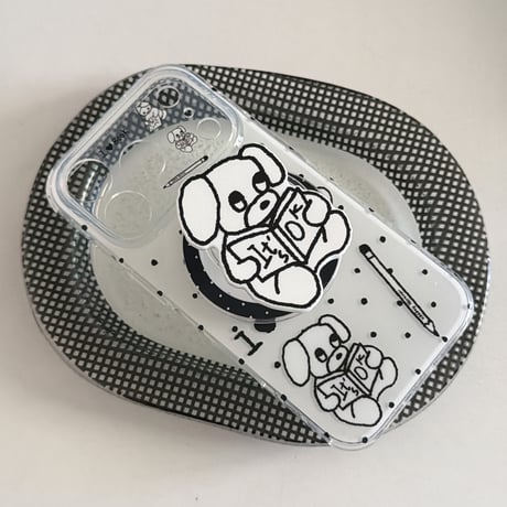 本を読むわんちゃん  iPhone17Pro/17ケース グリップ付き MagSafe対応 iPhone17ProMax/16/15Proカバー かわいい ギフトにおすすめ[M6190]