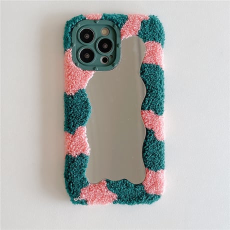 鏡 ファー iPhone15/15Proケース うねうね iPhone14Pro/13/12Proカバー 可愛い 便利 シック ギフトにおすすめ[M3748]