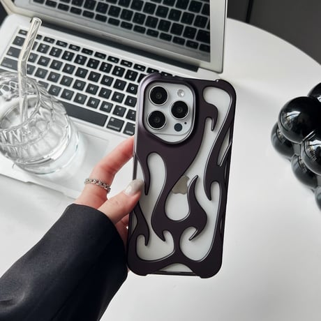 放熱 iPhone16pro/15promaxケース 透かし彫り iPhone14promax/13pro/12/11カバー 指紋防止 夏に人気[M4476]
