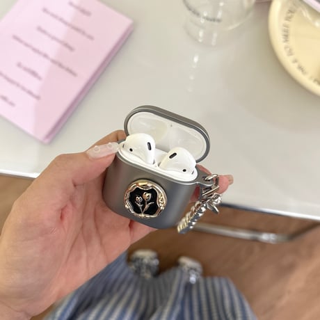 【Airpods 4】高級感 Airpodspro2/proケース  シルバー ストラップ付 Airpods3/2カバー 花デコ 可愛い ギフトに最適[M4135]
