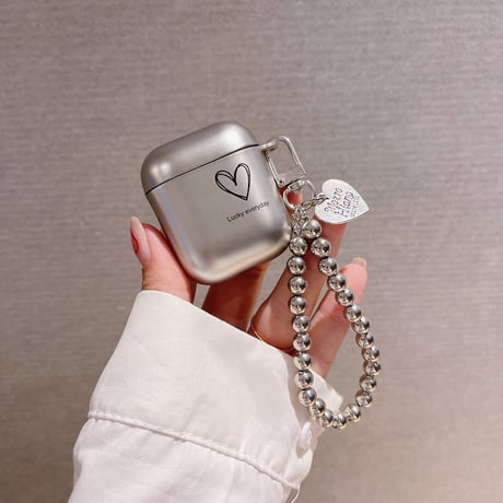 【Airpods 4】シルバーカラー airpods第3世代ケース ハート柄  ストラップ付き エアーポッズプロカバー   指紋/汚れ防止 マット  プレゼントにおすすめ [M1735]