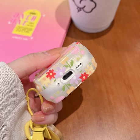 きれい花柄 Airpods4ケース 花キーホルダー付 AirpodsPro2ケース airpods3/2ケース 可愛い ギフトにおすすめ[M5598]