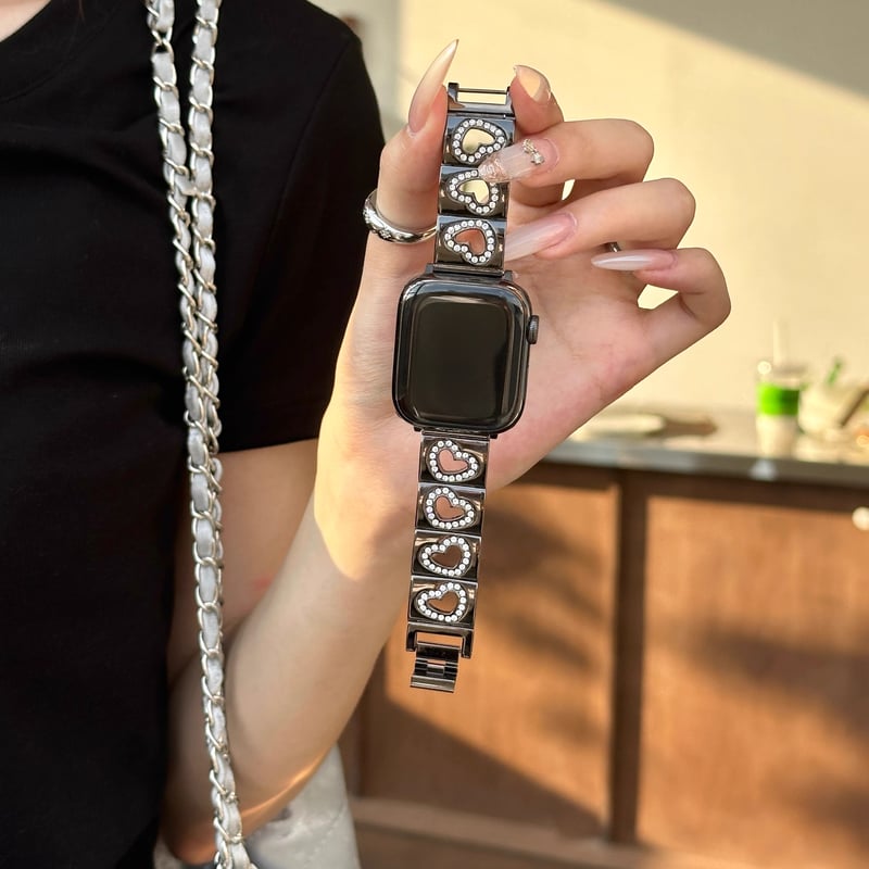 透かし彫りジュエリーハート AppleWatchバンド 高級感 アップル 