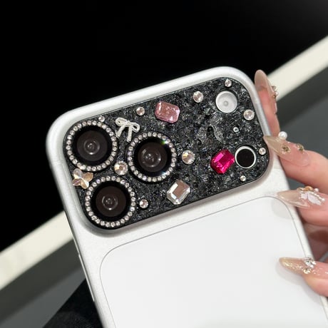 リボンとダイヤデコレンズカバー iPhone17ProMax/17Pro カメラレンズフィルム  金属製  おしゃれ  頑丈 キラキラ 耐久性耐衝撃 [M6506]