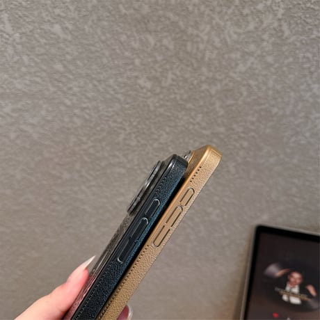 放熱仕様 iPhone16pro/16promaxケース MagSafe対応 カメラ保護 iPhone15pro/14/13proカバー 指紋防止 丈夫 [M5344]