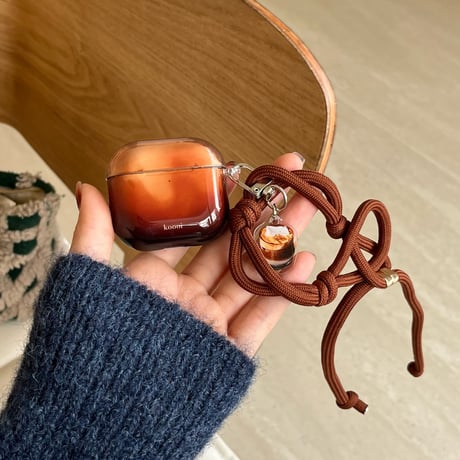 ぼかし Airpods 4ケース 琥珀色 光沢感 Airpodspro2/proカバー Airpods3/2 コーヒーカップとストラップ付[M4857]