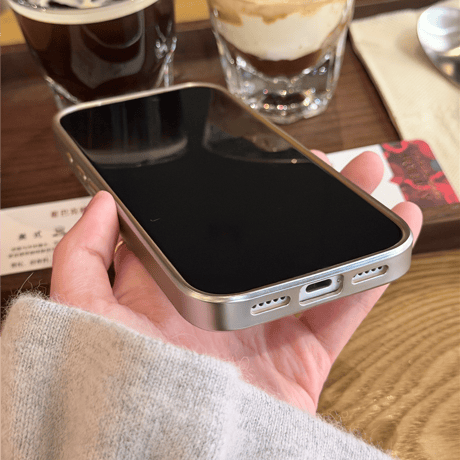 雪花 ミラー iPhone17Pro/17ケース メイク直し鏡 iPhone17ProMax/16Pro/15カバー オシャレ 丈夫 メッキ　艶感  [M5879]