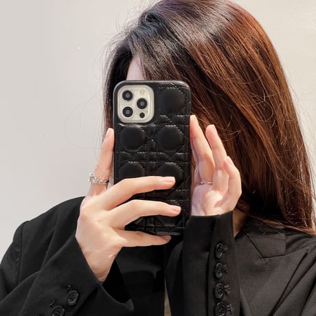 革製 iphone13mini/12proケース シンプル iphone11カバー  高級感  芸能人有名人愛用 ガールズに大人気 [M1910]