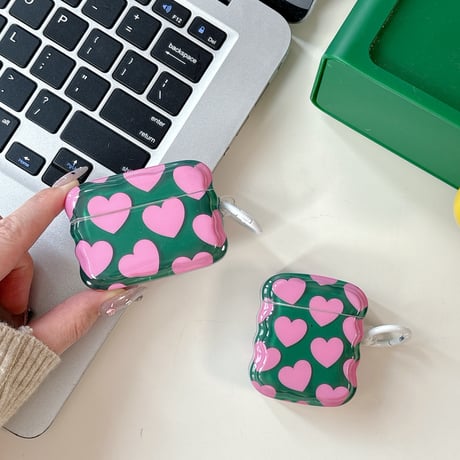 ピンクハート柄 Airpods Pro3ケース キュート Airpods4/3ケース  AirpodsPro2/Pro1カバー ガールズに人気 可愛すぎ [M5868]