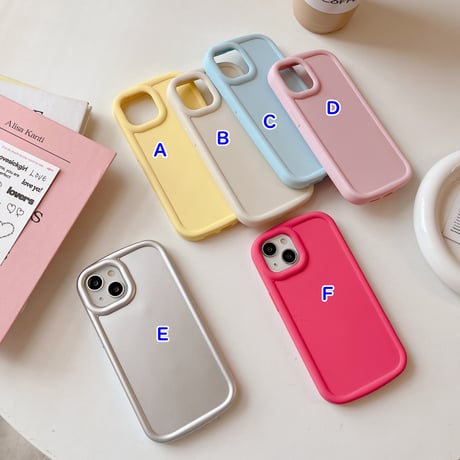 シンプル無地 iphone14/15ケース  シリコン製 アイフォン12/11カバー  かわいい 使いやすい お揃い 指紋防止[M3147]
