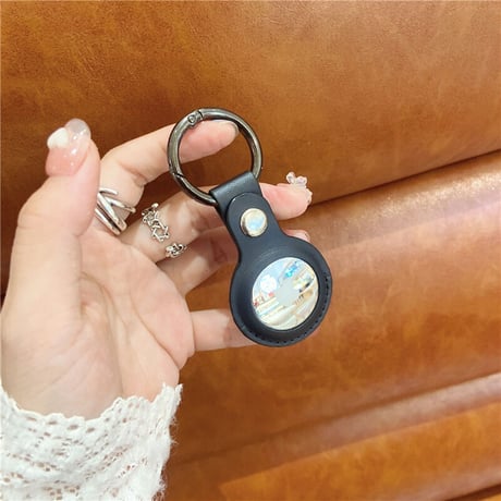 レザー AirTagケース おすすめ  エアタグカバー  キーホルダー付き 純正 頑丈 耐久性M541