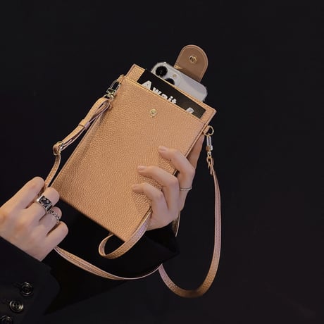レザー製 スマホケース  ショルダーバック  全種類対応 可愛い ファッションセンスいい 携帯/お札/カード/小銭入など収納 便利[M2348]