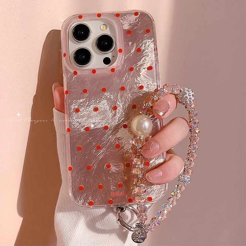 ピンク iPhone15/16ケース 水玉模様 チャーム付 iPhone14pro/13 ピンク iPhone15/16ケース 水玉模様 チャーム付 iPhone14pro/13