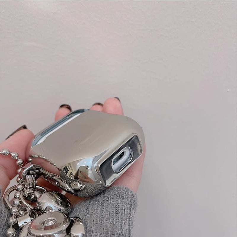 Airpods 4ケース 熊柄 チャーム付 ショルダーチェーン エアポッズPro2
