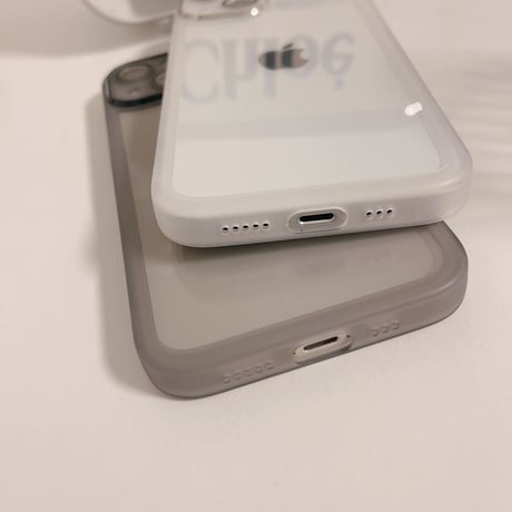 シンプル系 iphone14/14promaxケース  金属カメラレンズ枠 iphone12pro/11カバー  高品質  マット 頑丈[M1814]