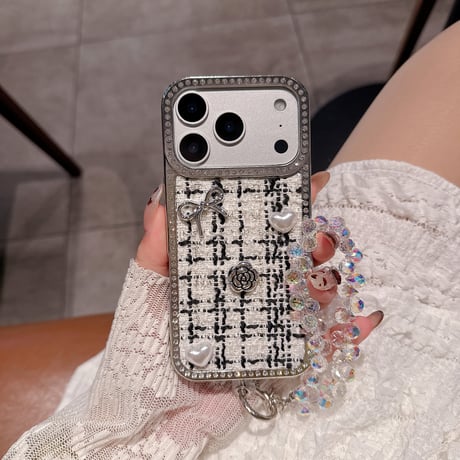 ツイード生地 iPhone17Pro/17ケース ジュエリーライン リボン/パール iPhone16pro/15/14カバー キラキラストラップ付 [M5830]