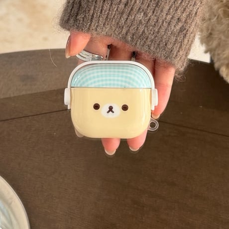 クマさん Airpods Pro3ケース スタンド機能付 Airpods4/3カバー pro2/pro1 可愛すぎ 便利  ペアお揃いコーデにおすすめ[M6089]