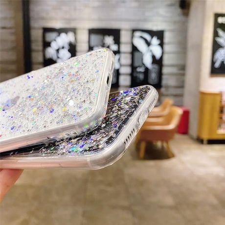 トロールズ人形 アイフォン13/12/11ケース  ラメ入り可愛いiphonexs/se2/8カバー 個性面白いおもちゃ ソフトクリアケース  ギフトM326