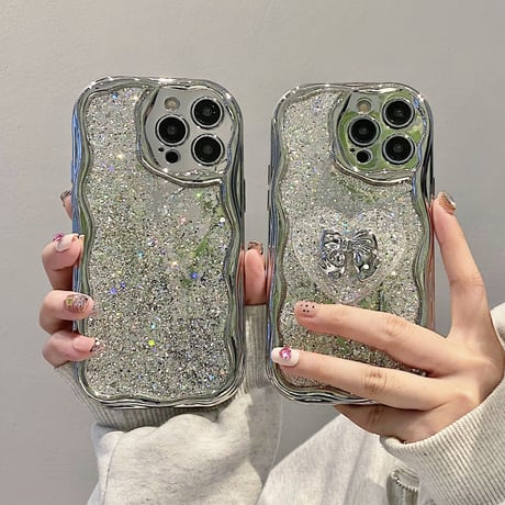 グリッター うねうね iPhone15pro/15promaxケース リボングリップ付き iPhone14pro/13promaxケース シルバー高級感 [M4262]