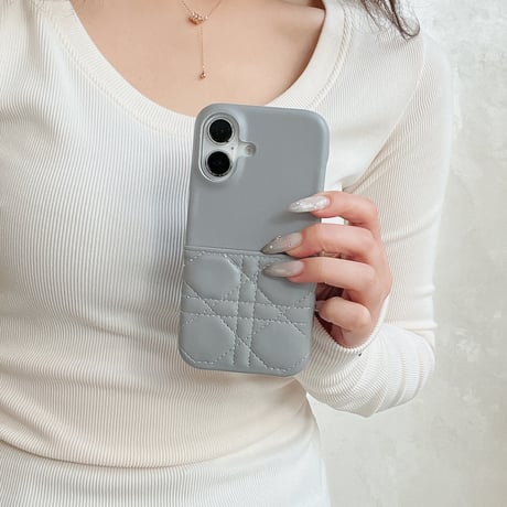 カード収納 iPhone16pro/16promaaxケース キルティング レザー iPhone15pro/14/13promaxカバー 耐久性ある エレガント [M5032]