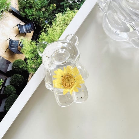 押し花付クマちゃん スマホグリップ/ポップソケット 綺麗 伸び縮み式  高透明グリップトーク  スマホリング・スタンド一体型  落下防止  可愛い[M1648]