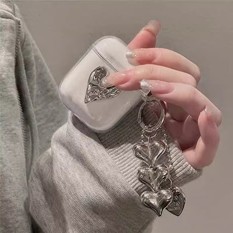 Airpods 4/Pro3ケース ハートデコ チャーム付  めっちゃ可愛い AirpodsPro2/Pro1カバー  エアポッズ3/2  ガールズに人気[M4691]