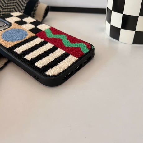 インスタ映え刺繡入り iphone15/14proケース  チェック柄縞模様 アイフォン12pro/13携帯カバー 可愛い  ファッション  秋冬人気M1292