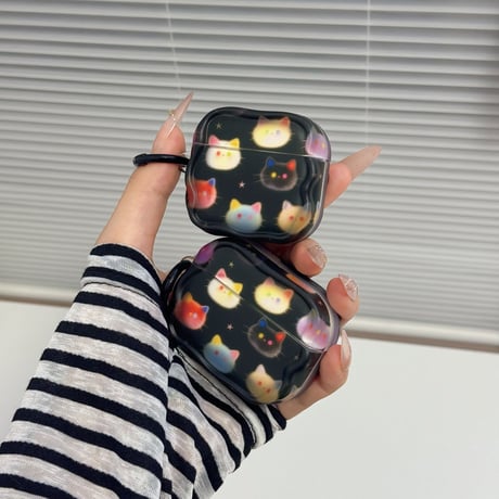 ネコちゃん AirpodsPro3ケース ブラック Airpods4/3カバー AirpodsPro第2/1世代  リングも付き かわいい[M6532]