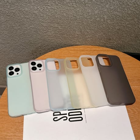 薄型軽量 iPhone16pro/16ケース 指紋防止 マット素材 iPhone15promax/14/13proカバー 半透明 夏向け 男女兼用  [M5366]