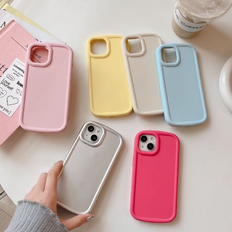 シンプル無地 iphone14/15ケース  シリコン製 アイフォン12/11カバー  かわいい 使いやすい お揃い 指紋防止[M3147]