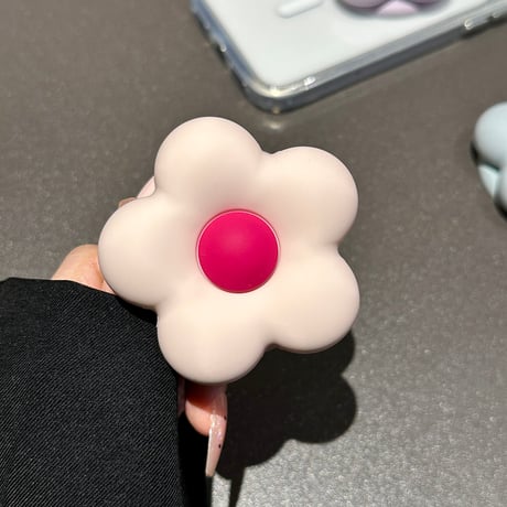 マグネット式花 スマホリング 磁石グリップスタンド 便利 かわいい ギフトに最適 韓国っぽ 頑丈[M6319]