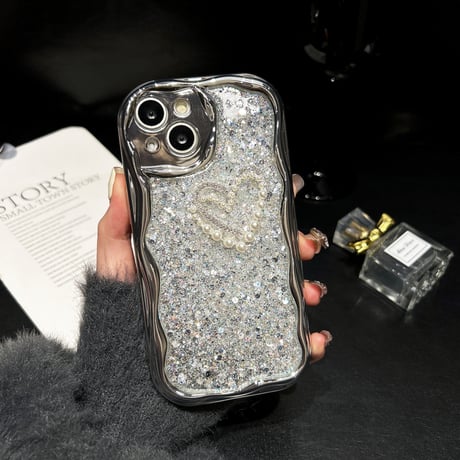 うねうねキラキラ iphone15/15proケース 可愛いストラップ付 アイフォン14/13pro/12/11カバー  高級感高品質 お洒落 ギフトにおすすめ  [M3944]