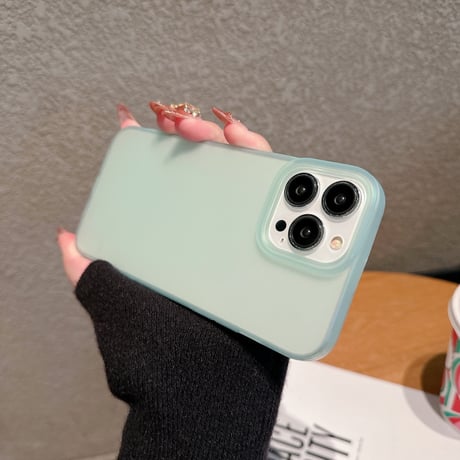 薄型軽量 iPhone16pro/16ケース 指紋防止 マット素材 iPhone15promax/14/13proカバー 半透明 夏向け 男女兼用  [M5366]