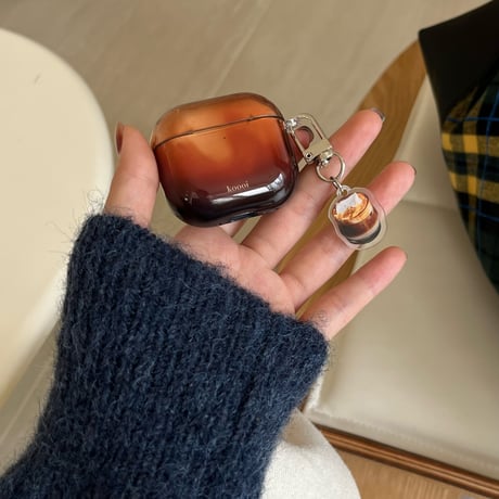 ぼかし Airpods 4ケース 琥珀色 光沢感 Airpodspro2/proカバー Airpods3/2 コーヒーカップとストラップ付[M4857]