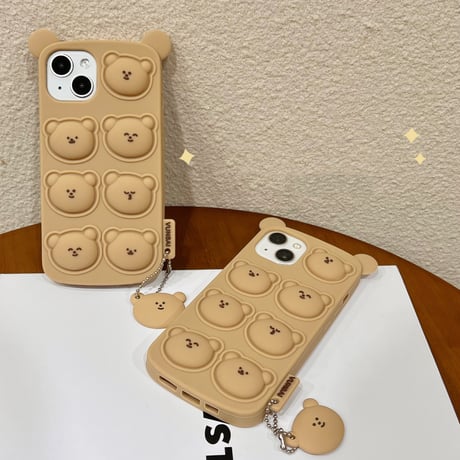 プッシュポップ熊 iPhone15/15proケース スクイーズ玩具 iPhone14pro/13/12カバー ストレス解消 可愛いアクセサリー付き M4189]