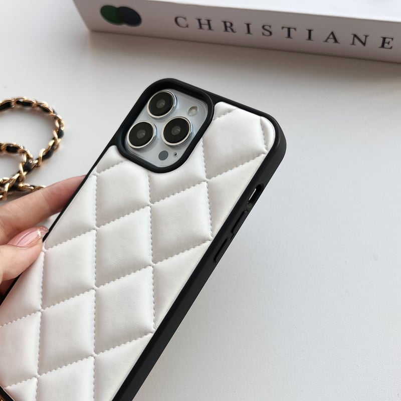 ［正規品］Dior ディオール　iPhone14ケース　キルティングレザー 黒 正規品］Dior ディオール iPhone14ケース キルティングレザー 黒