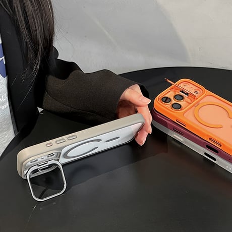隠れ金属スタンド付 iPhone17ProMax/17ケース レンズフィルム付き iPhone17Pro/Air/16ケース MagSafe対応 高品質高級感 [M5973]
