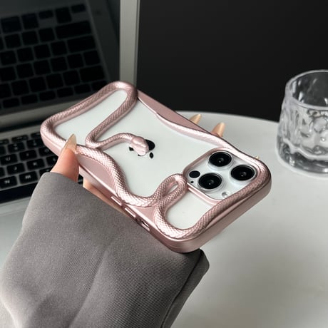 ヘビ 透かし彫り iPhone16Pro/15ProMaxケース カッコイイ iPhone14/13Proクリアカバー 放熱 丈夫 男女兼用[M4927]