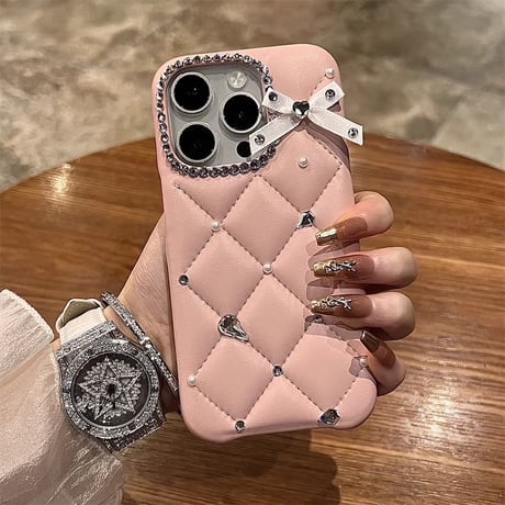 ダイヤ iPhone16/16Proケース レザー キルティング iPhone15pro/14/13/12Proカバー ピンク 上品 女子力高い きれいめコーデ 耐衝撃[M4948]