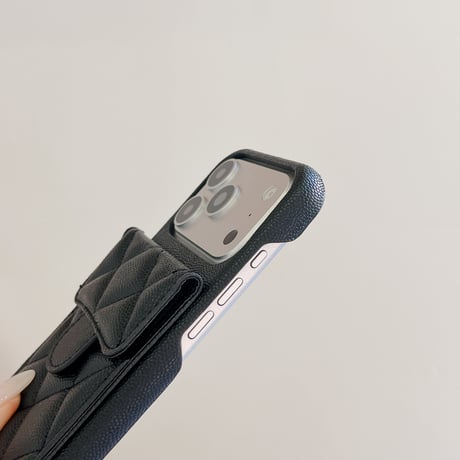 高級感レザー iPhone17Pro/17ケース カード収納 キルティングデザイン iPhone16/15promax/14/13proカバー 上品ショルダー付 セレブ愛用[M5921]